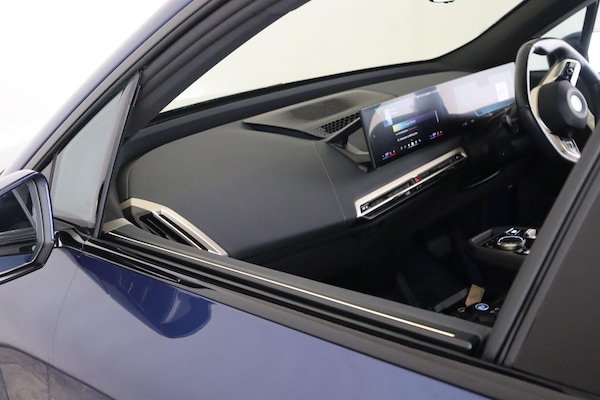 Used BMW iX 2023 for sale - 75589775: Photo 12