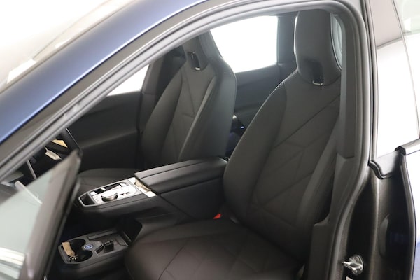 Used BMW iX 2023 for sale - 75589775: Photo 15