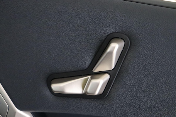 Used BMW iX 2023 for sale - 75589775: Photo 25
