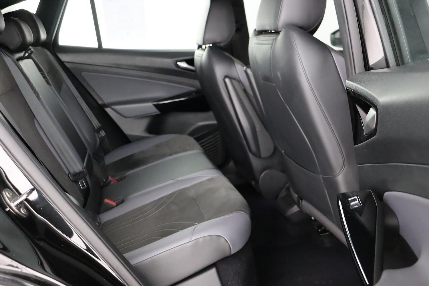 Used Volkswagen ID.4 2022 for sale - 76964805: Photo 12