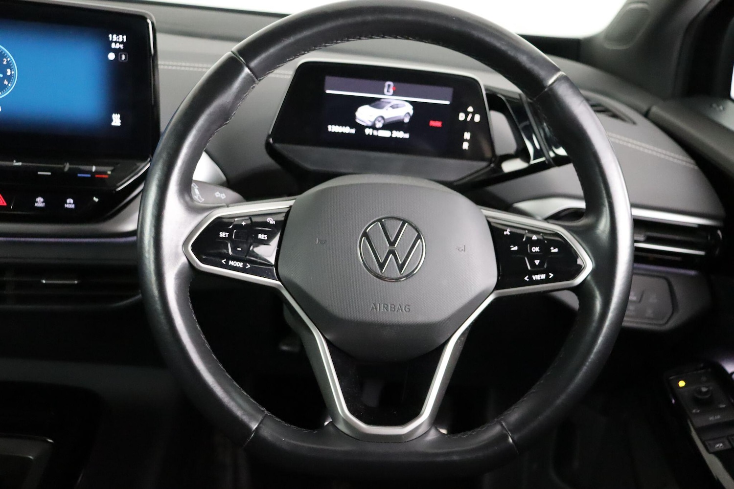 Used Volkswagen ID.4 2022 for sale - 76964805: Photo 9