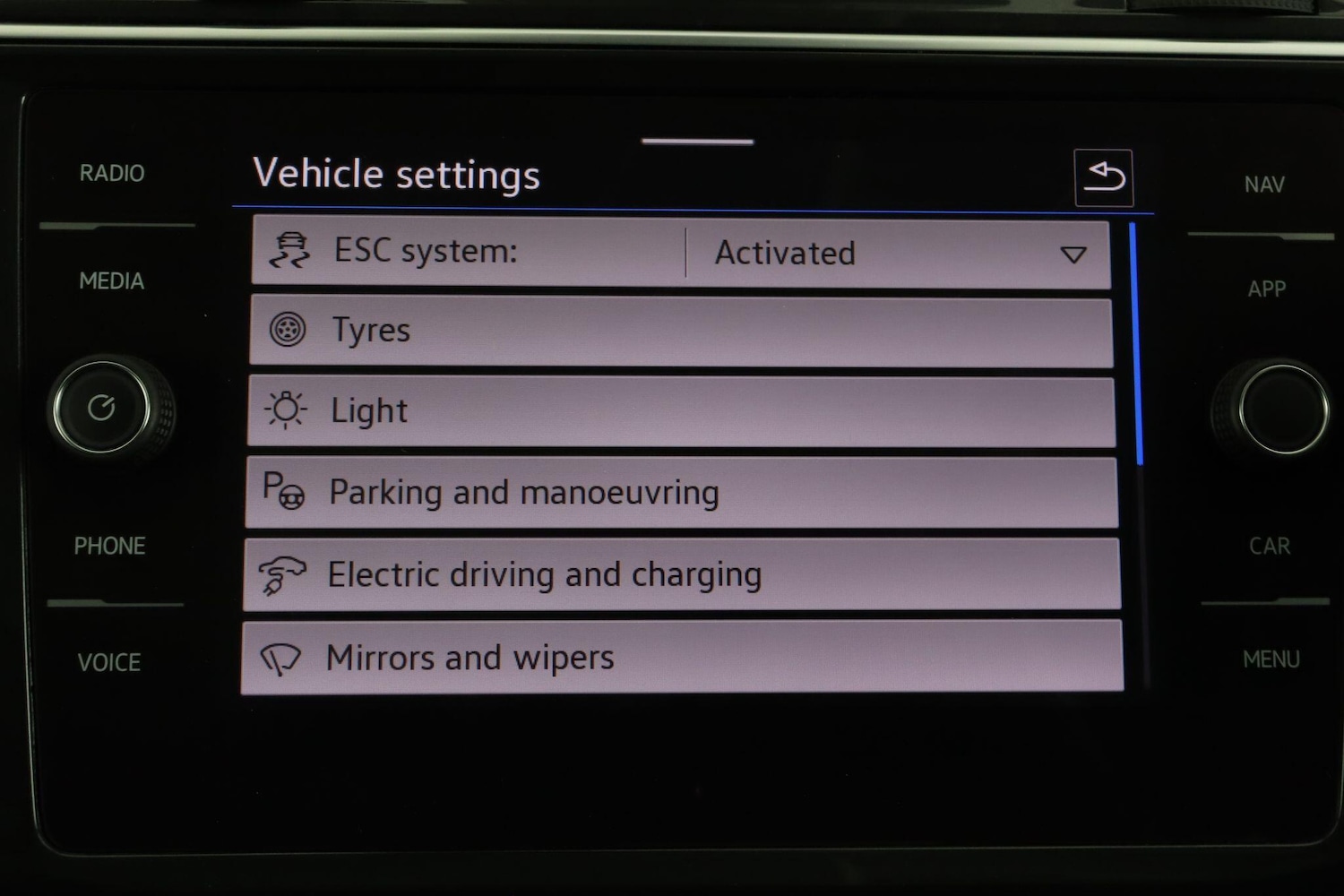 Used Volkswagen Tiguan for sale - 77175721: Photo 43