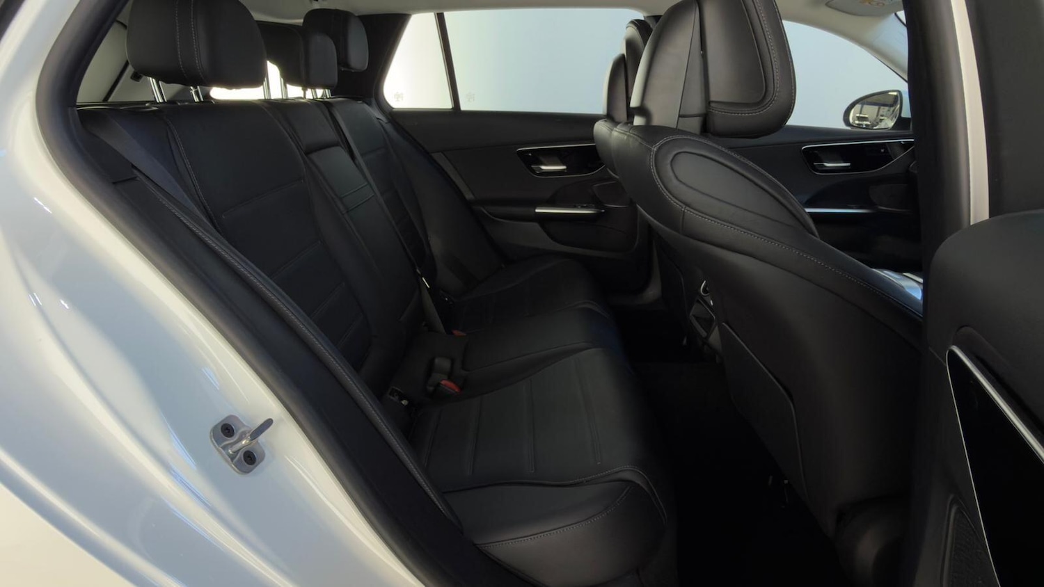 Used Mercedes-Benz C Class 2022 for sale - 76189107: Photo 12