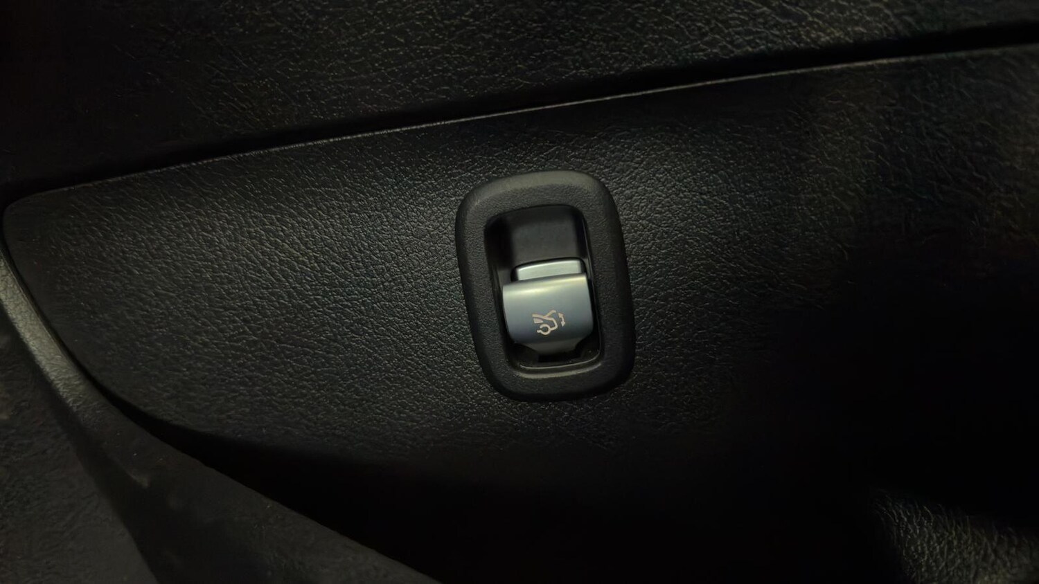 Used Mercedes-Benz C Class 2022 for sale - 76189107: Photo 15