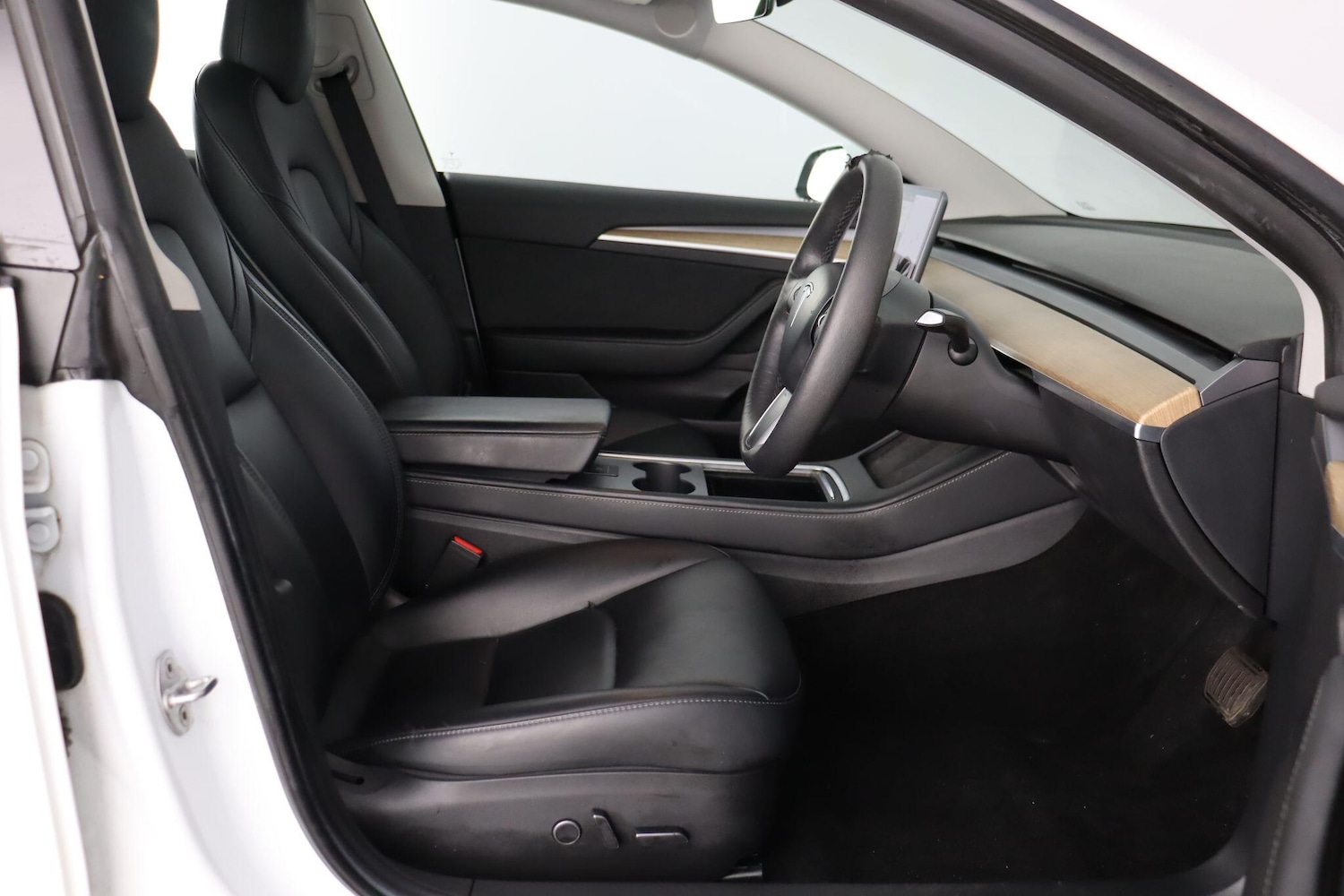 Used Tesla Model 3 2021 for sale - 77109342: Photo 15