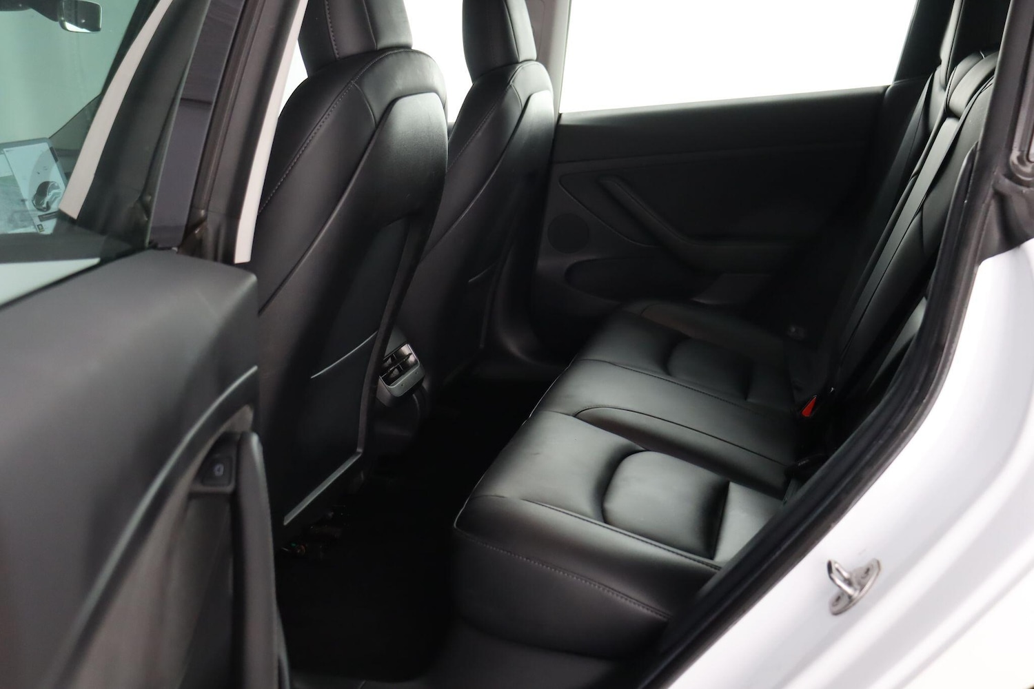 Used Tesla Model 3 2021 for sale - 77109342: Photo 16