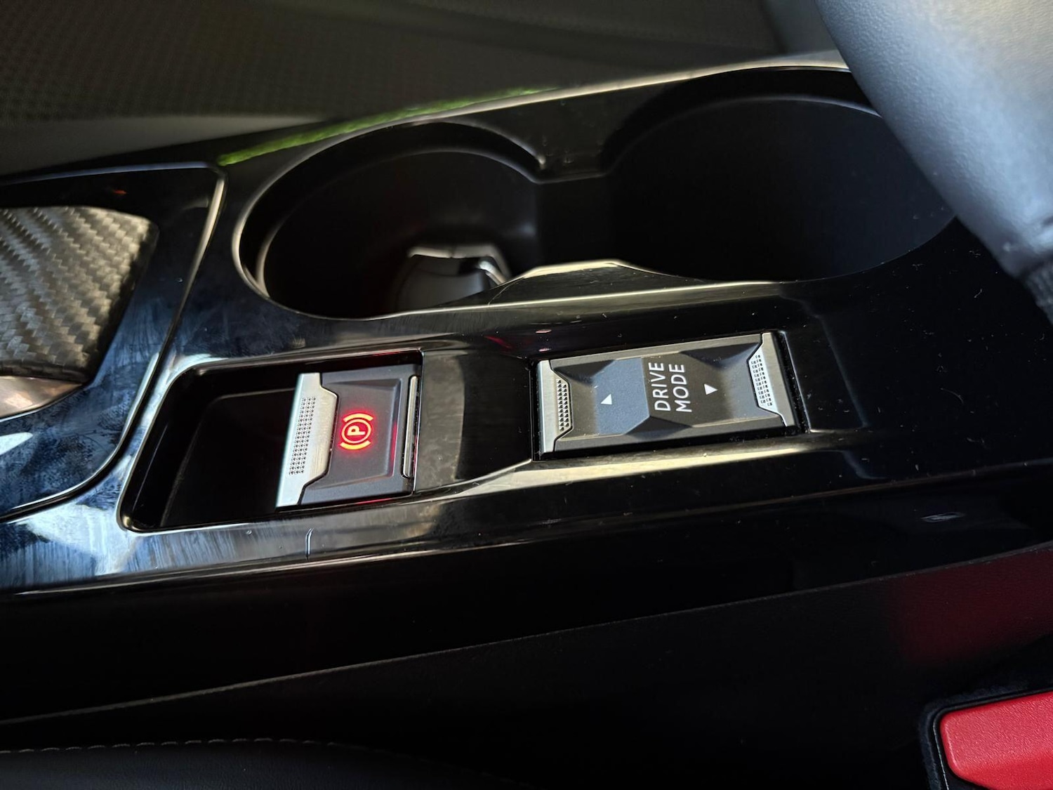 Used Peugeot E-2008 2022 for sale - 75904562: Photo 21