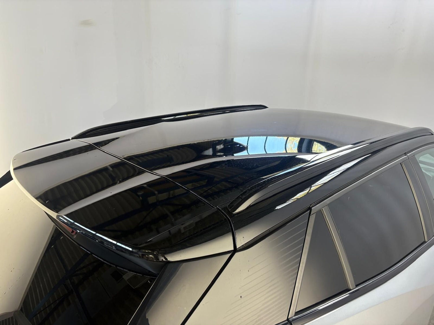 Used Peugeot E-2008 2022 for sale - 75904562: Photo 37