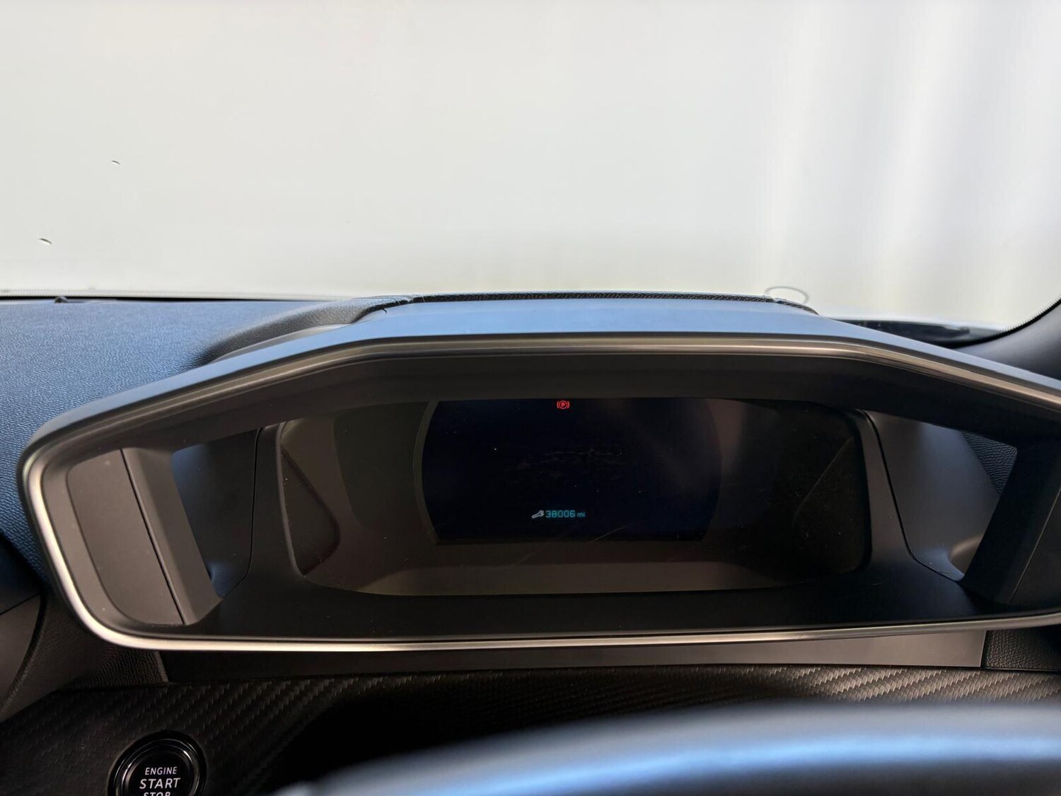 Used Peugeot E-2008 2022 for sale - 75904562: Photo 40