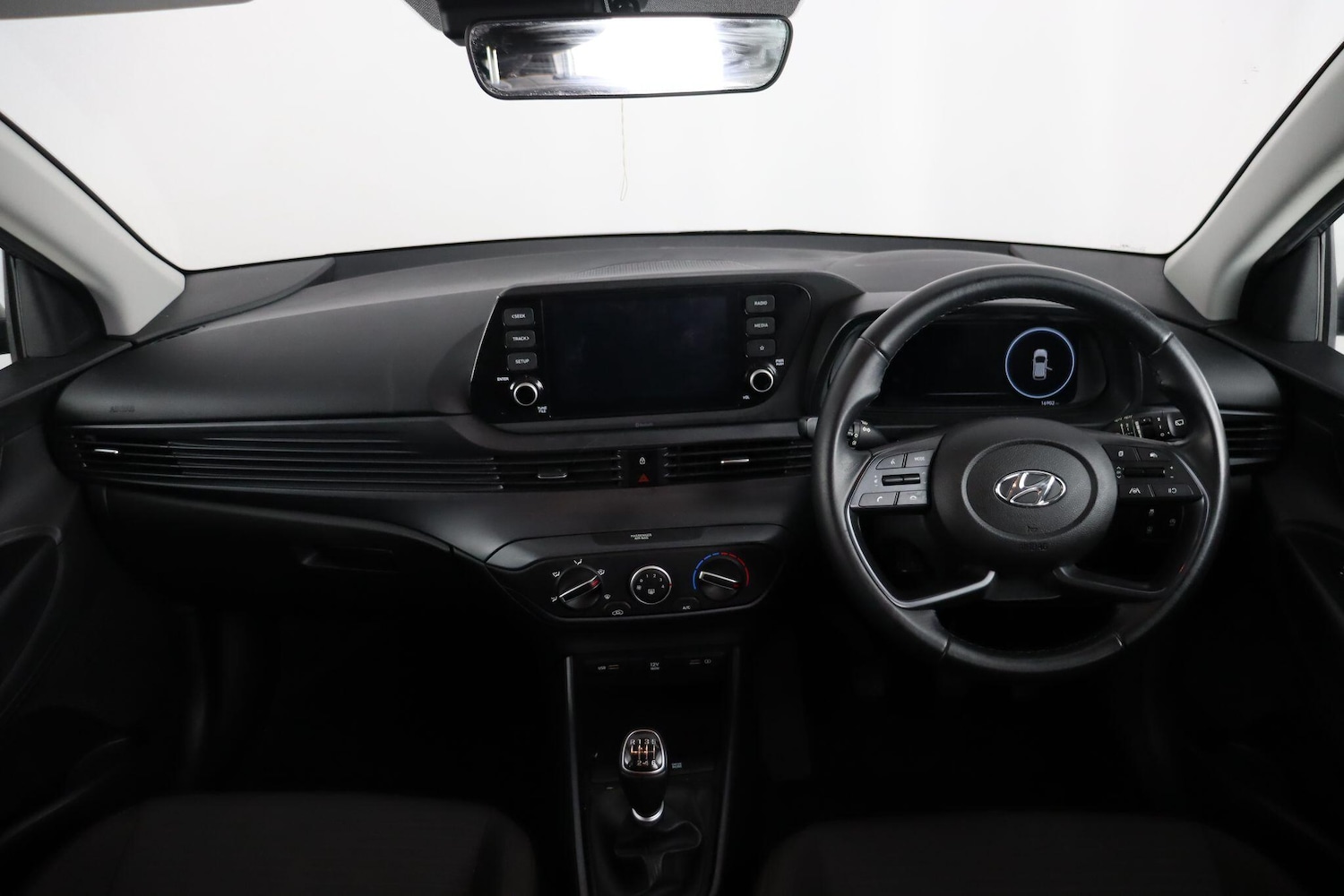 Used Hyundai i20 2022 for sale - 77131145: Photo 9