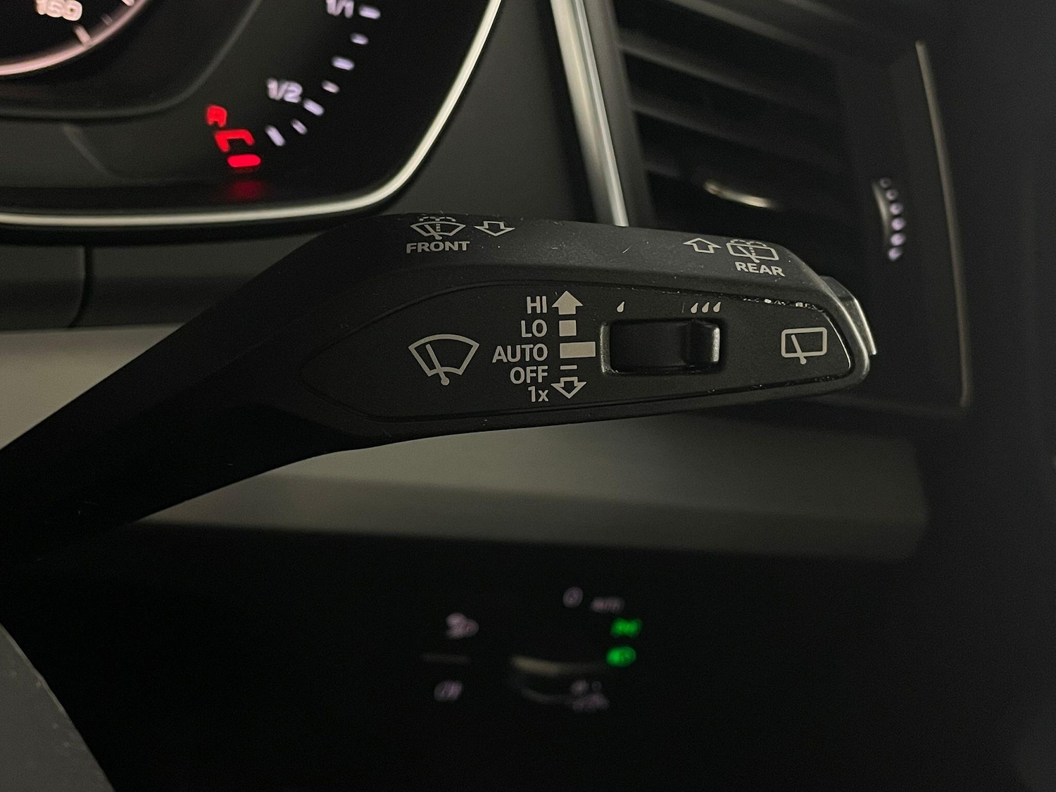 Used Audi Q5 2020 for sale - 76337553: Photo 23