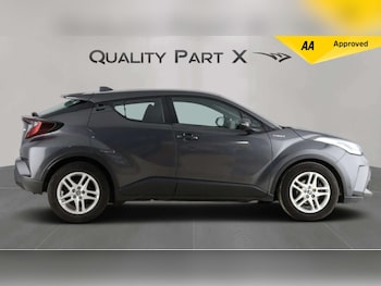 Used Toyota C-HR 2021 for sale - 78702773: Photo