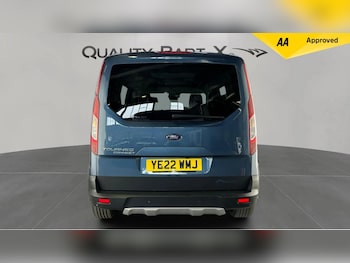Used Ford Grand Tourneo Connect 2022 for sale - 75388299: Photo