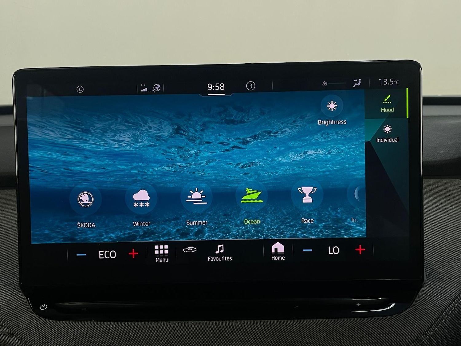 Used Skoda Enyaq 2021 for sale - 76295076: Photo 55