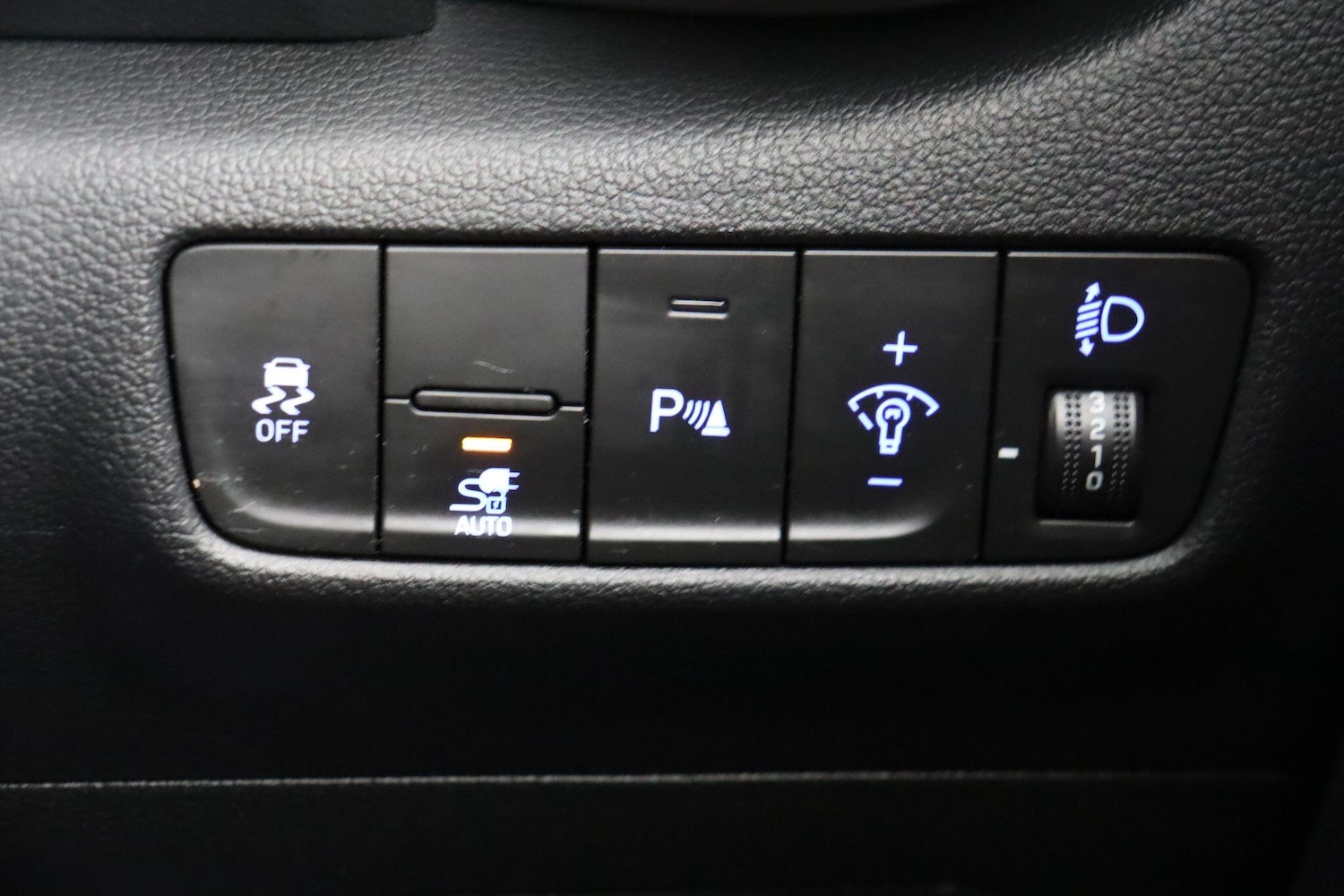 Used Hyundai KONA 2021 for sale - 77291354: Photo 20