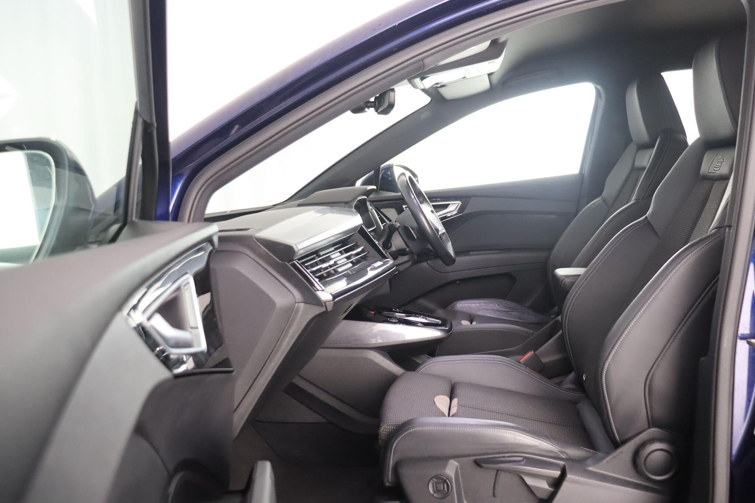 Used Audi Q4 e-tron for sale - 77484541: Photo 11