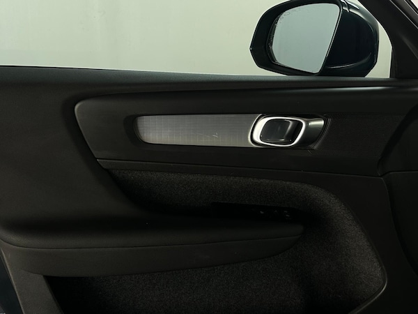 Used Volvo XC40 2021 for sale - 75645521: Photo 27