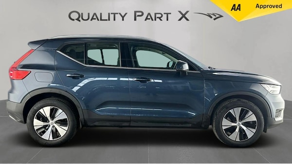 Used Volvo XC40 2021 for sale - 75645521: Photo 2