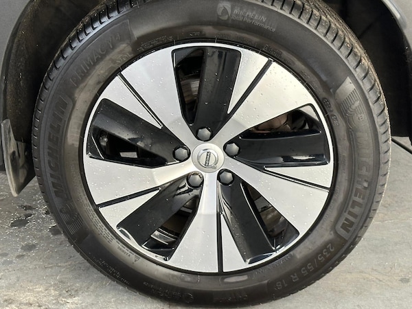 Used Volvo XC40 2021 for sale - 75645521: Photo 32
