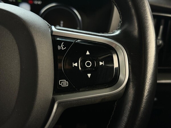 Used Volvo V60 2021 for sale - 76227860: Photo 23