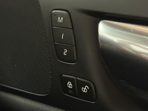 Used Volvo V60 2021 for sale - 76227860: Photo 24