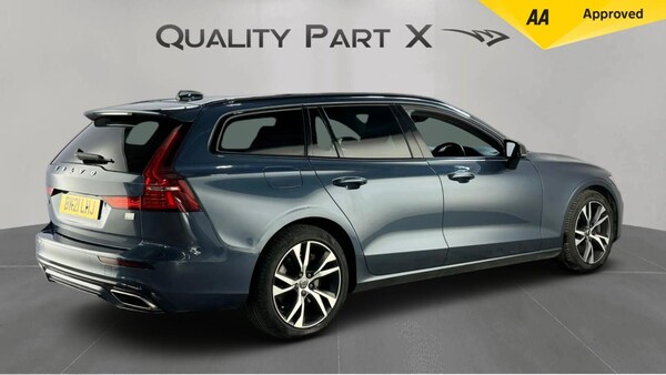 Used Volvo V60 2021 for sale - 76227860: Photo 3