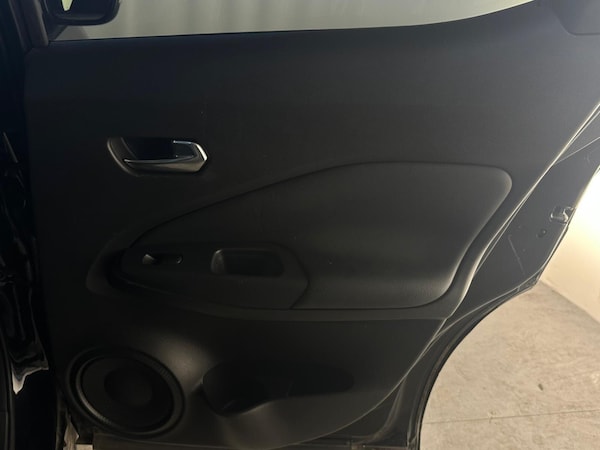 Used Nissan Juke 2024 for sale - 76059650: Photo 30