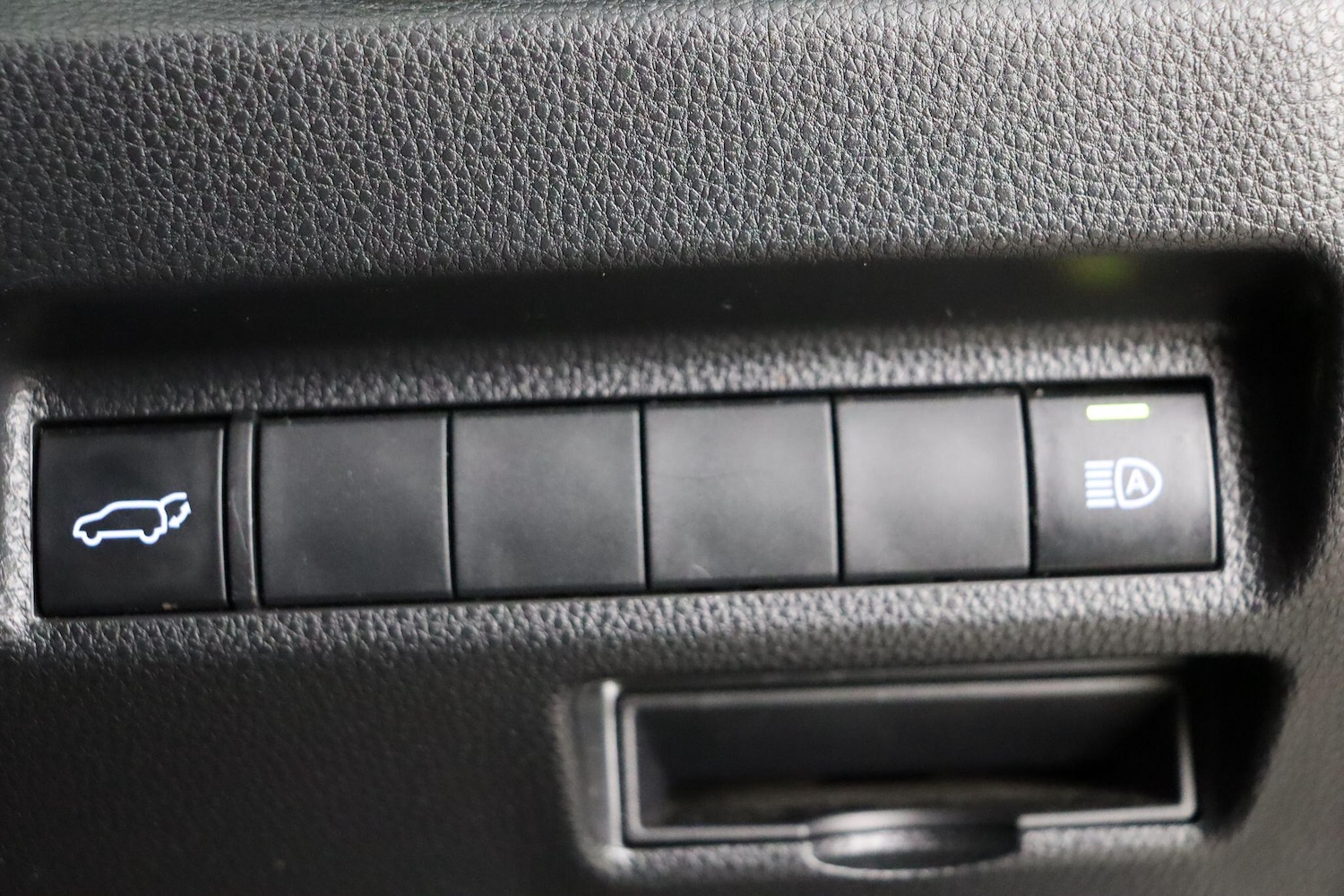 Used Toyota RAV4 2022 for sale - 77510855: Photo 18