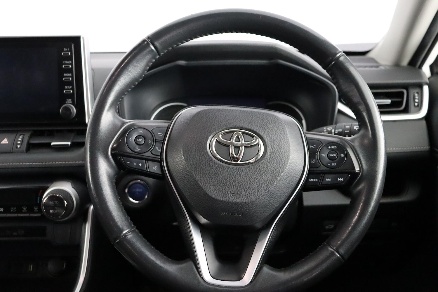 Used Toyota RAV4 2022 for sale - 77510855: Photo 9