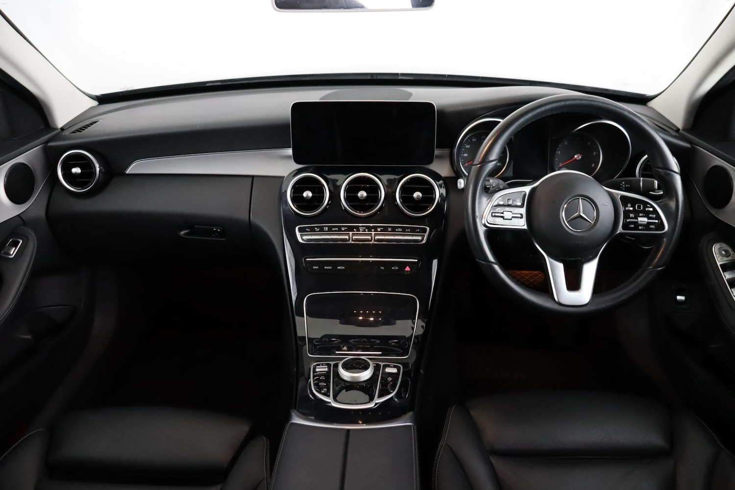 Used Mercedes-Benz C Class 2020 for sale - 77425951: Photo 10