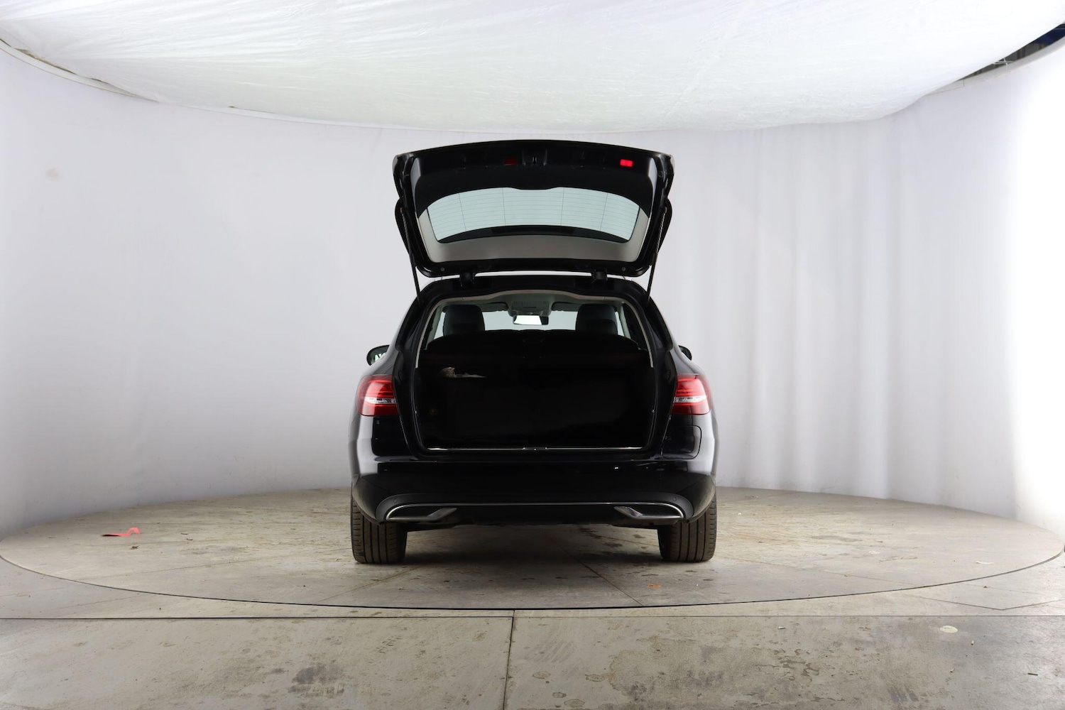 Used Mercedes-Benz C Class 2020 for sale - 77425951: Photo 32