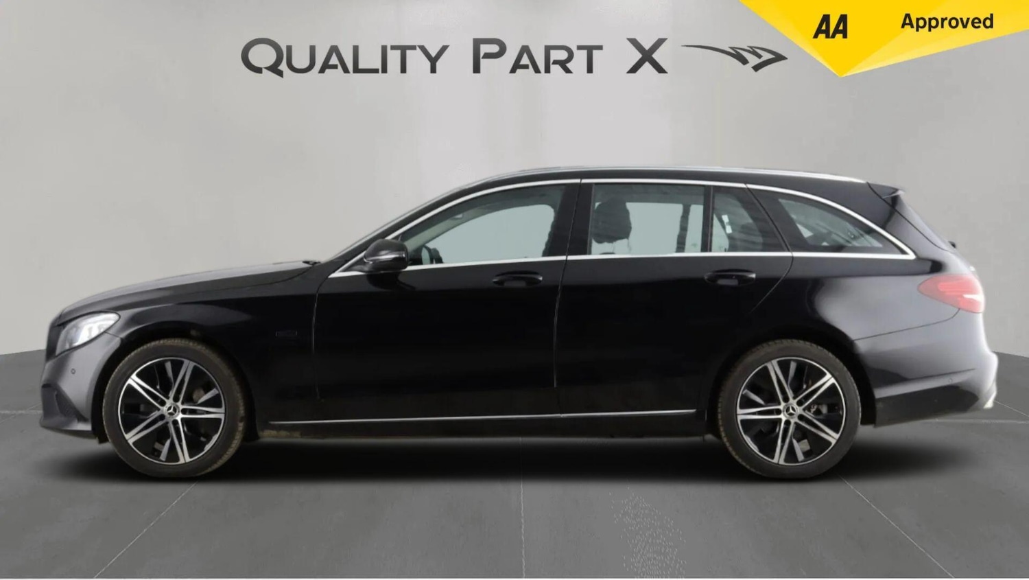 Used Mercedes-Benz C Class 2020 for sale - 77425951: Photo 4