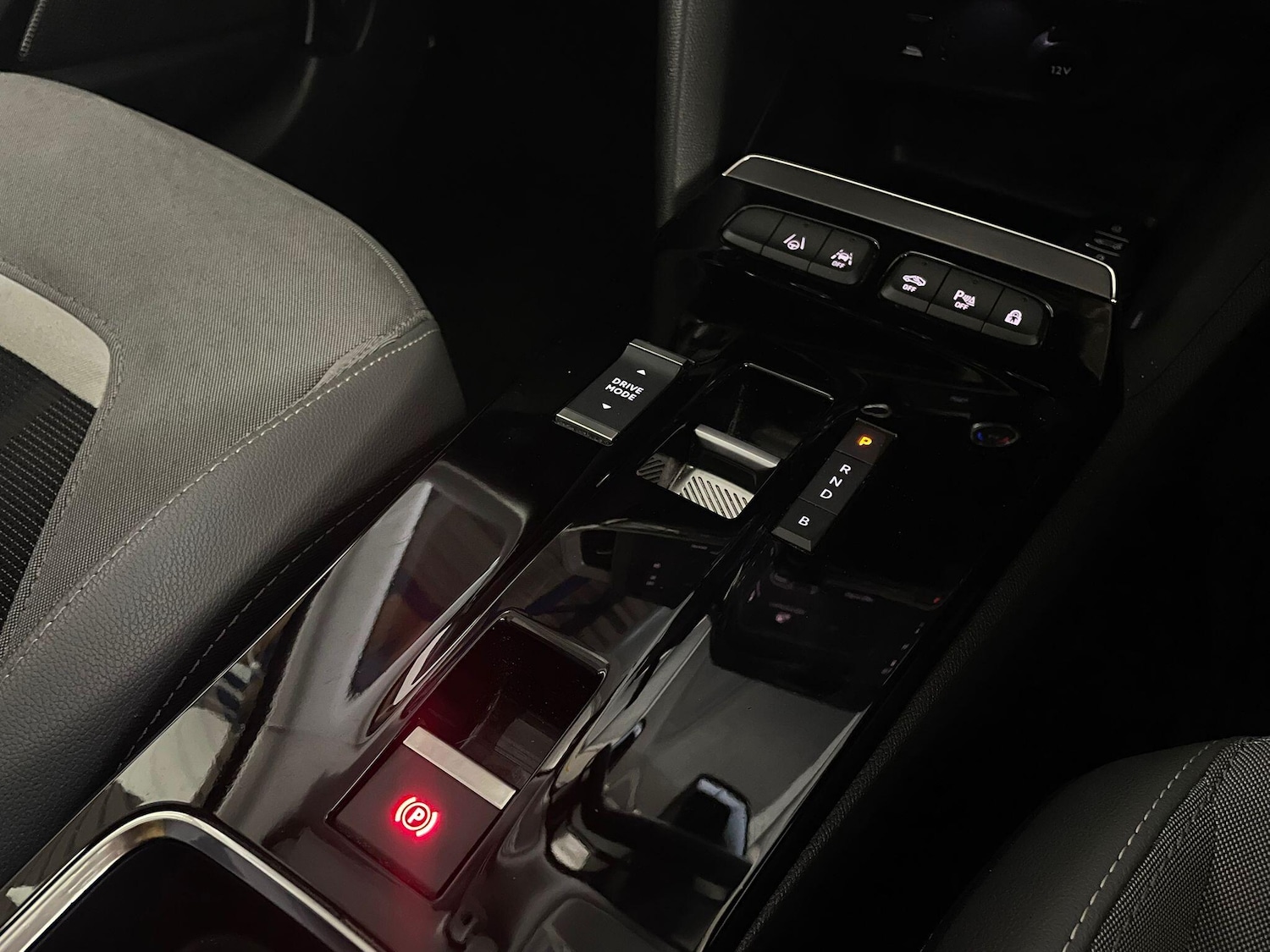 Used Vauxhall Mokka Electric 2022 for sale - 76282891: Photo 16