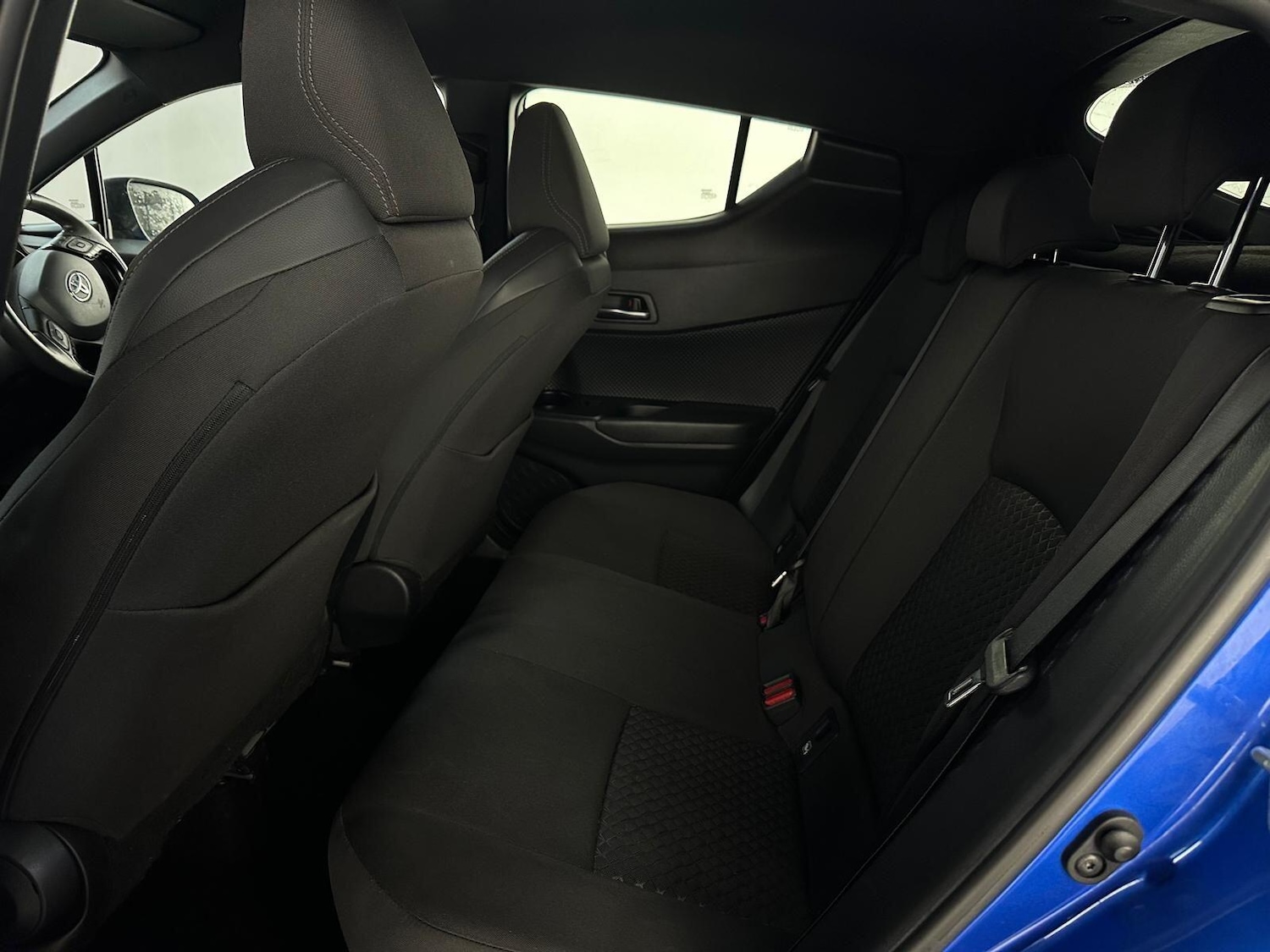 Used Toyota C-HR 2022 for sale - 76215320: Photo 13