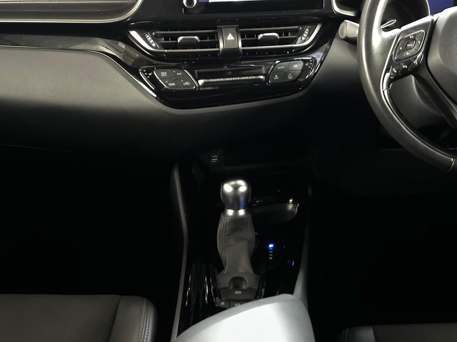 Used Toyota C-HR 2022 for sale - 76215320: Photo 16