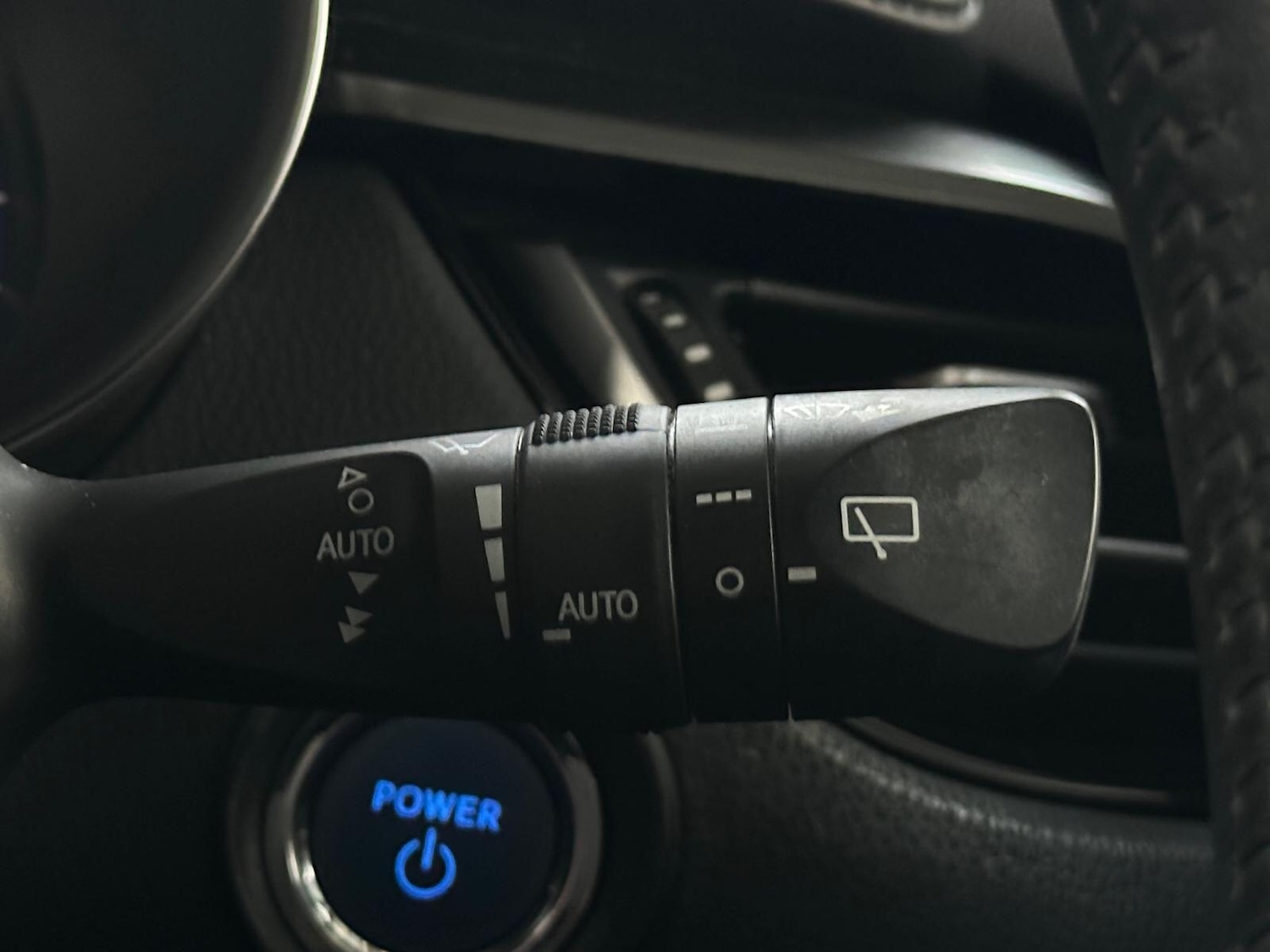 Used Toyota C-HR 2022 for sale - 76215320: Photo 22