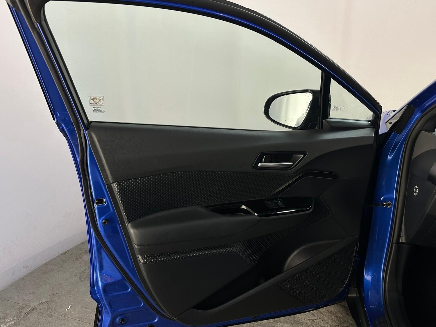 Used Toyota C-HR 2022 for sale - 76215320: Photo 26