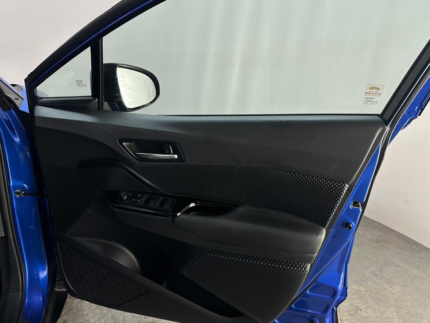 Used Toyota C-HR 2022 for sale - 76215320: Photo 29