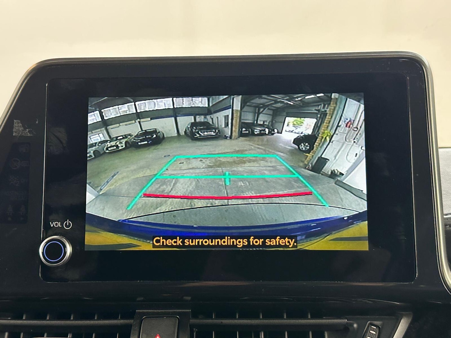 Used Toyota C-HR 2022 for sale - 76215320: Photo 48