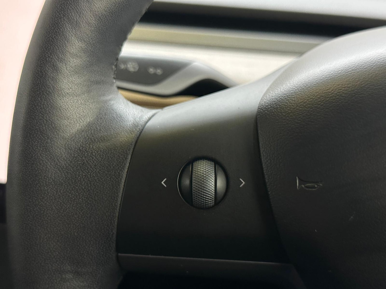 Used Tesla Model 3 2023 for sale - 76295702: Photo 14