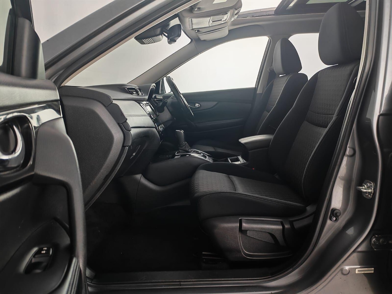 Used Nissan X-Trail 2021 for sale - 76433233: Photo 11