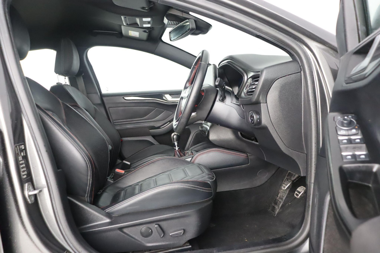 Used Ford Focus 2023 for sale - 76485264: Photo 11