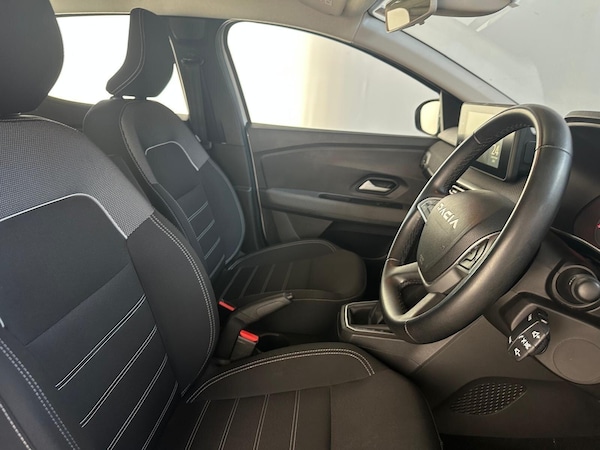 Used Dacia Sandero 2023 for sale - 76060525: Photo 15