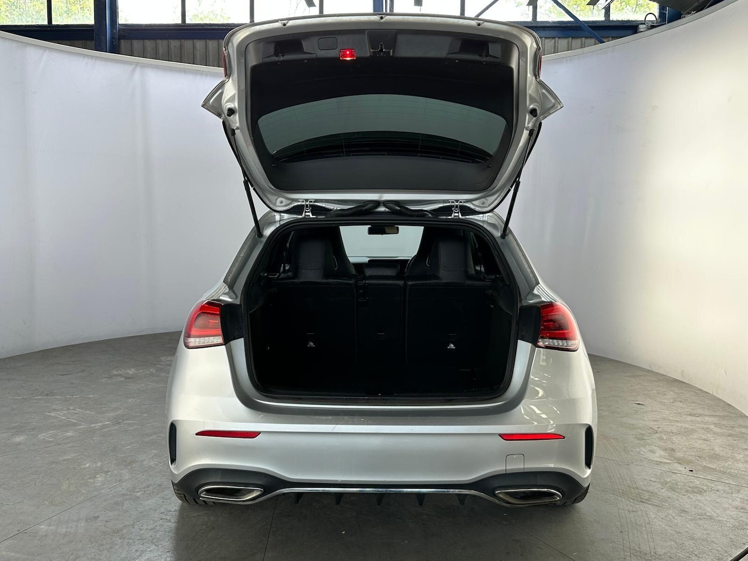 Vehicle 33