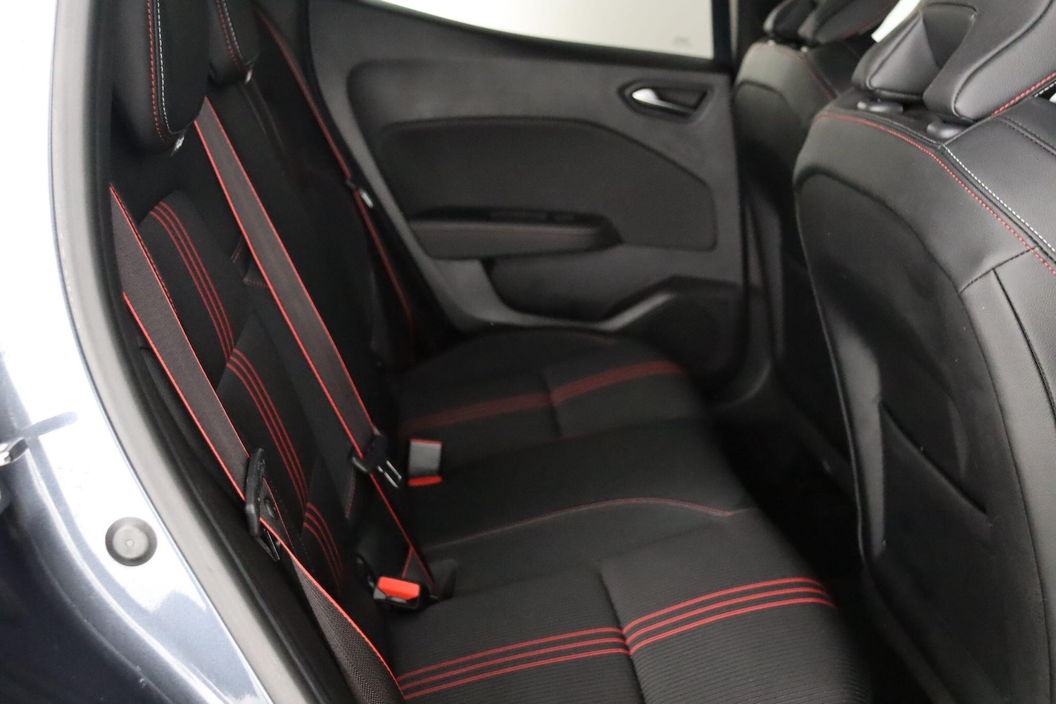 Used Renault Clio for sale - 77484595: Photo 12