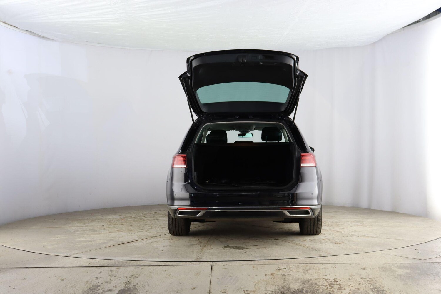 Used Volkswagen Passat 2022 for sale - 78156905: Photo 32