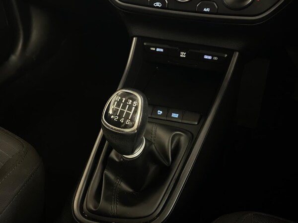 Used Hyundai i20 2022 for sale - 76295675: Photo 16