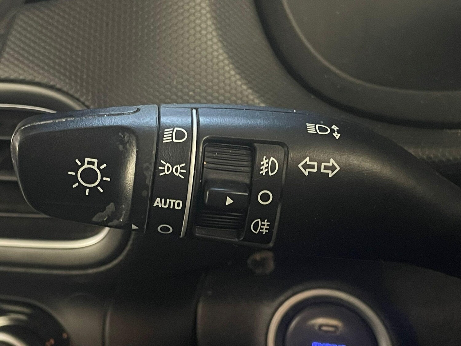 Used Hyundai KONA 2022 for sale - 76041730: Photo 24