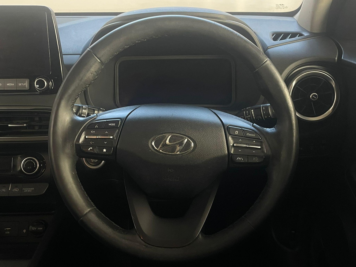 Used Hyundai KONA 2022 for sale - 76041730: Photo 9