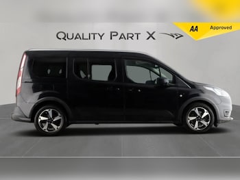 Used Ford Grand Tourneo Connect 2022 for sale - 76866233: Photo